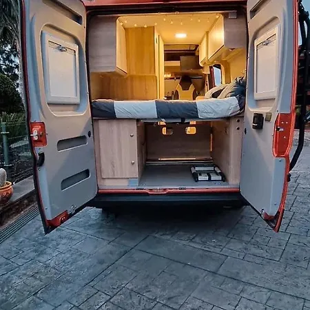 Furgoneta Camper Canarias Пуэрто-де-ла-Крус